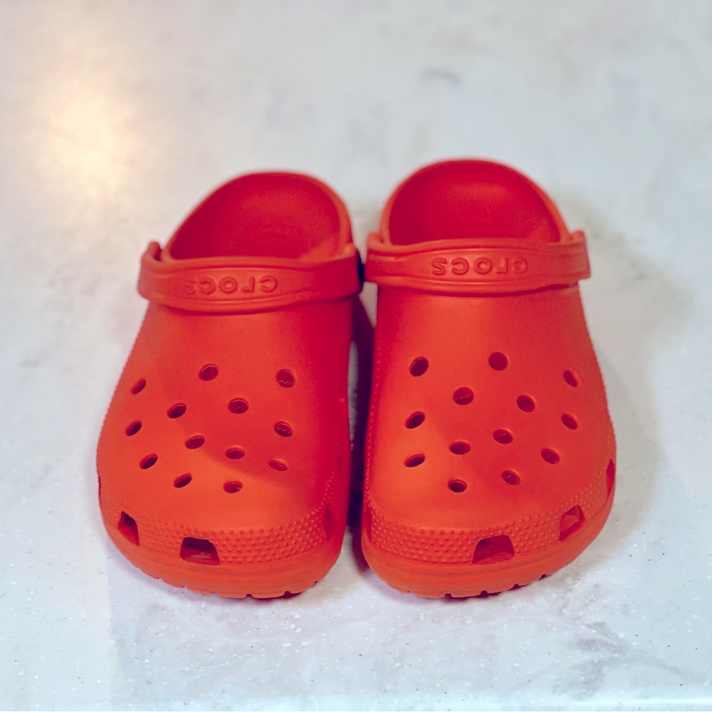 EUC Crocs Unisex Adult Classic Clog Neon Watermelon Size 11 W, 9M - Picture 3 of 8